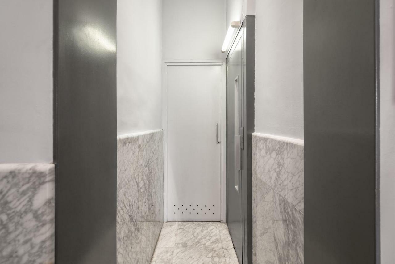 Brummell Apartments Eixample Izquierda/Valeris Barcelona Buitenkant foto
